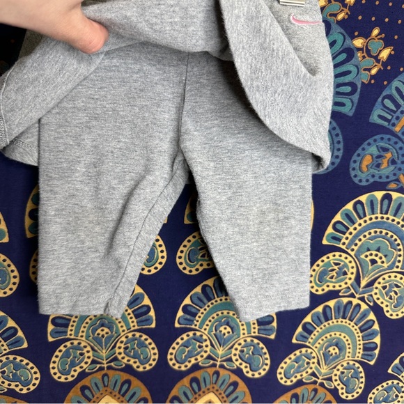 ⭐️5/15$⭐️ Nike skirt/legging set - Picture 4 of 8